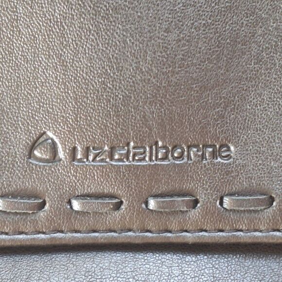 Liz Claiborne Crossbody Handbag Black Purse Pocketbook Y2K Shoulder Bag Roomy - Picture 4 of 12